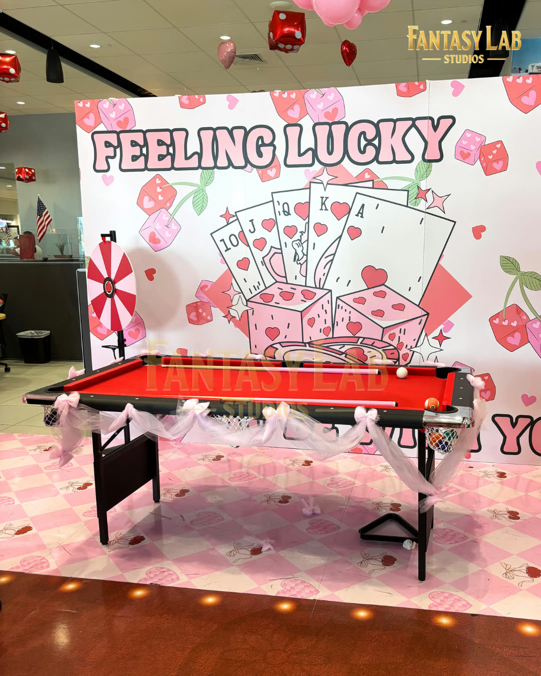 Interactive showroom table display