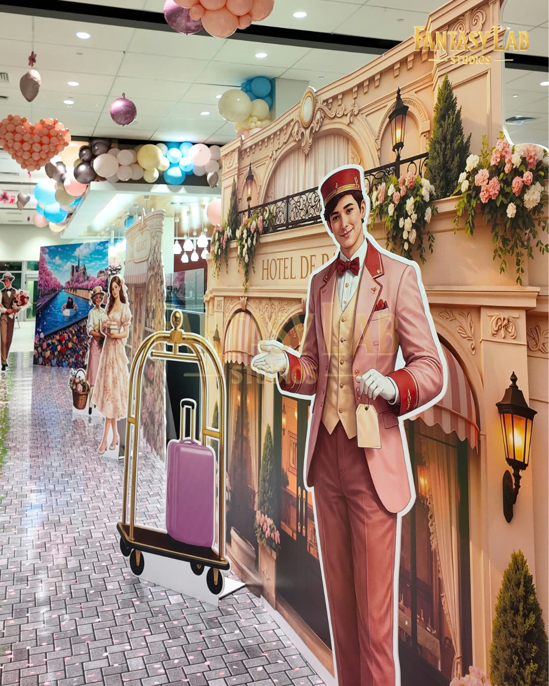 Event Signage & Custom Standees